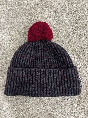 Lululemon Knit Pom Beanie in Burgundy and Charcoal